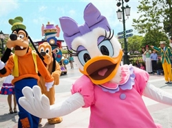 <奇妙迪士尼>上海迪士尼 往返高铁3日游